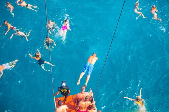 alanya-pirate-boat-with-lunch-and-drinks