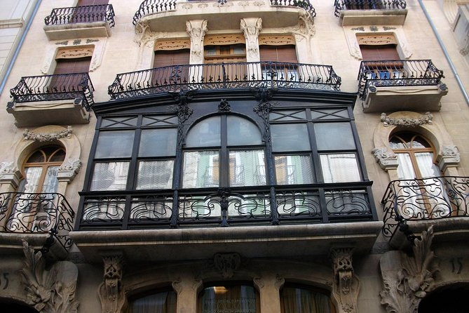 alcoy-walking-tour-on-the-modernist-route