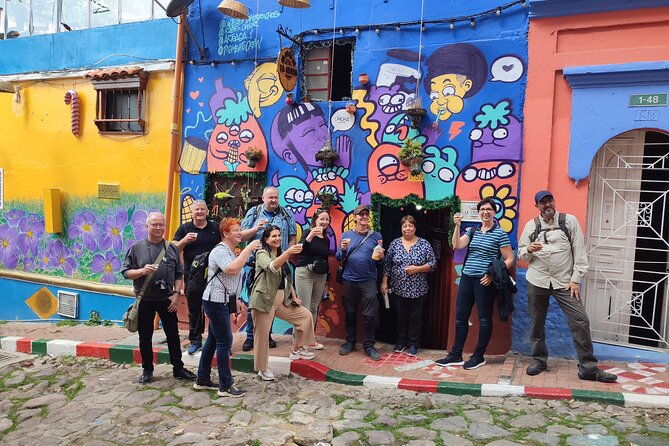 alternative-tour-of-bogota-gastronomic-and-cultural