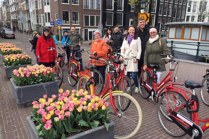 amsterdam-bike-rental-with-free-gps-narrated-bike-tour