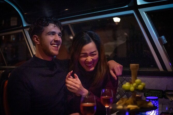 amsterdam-wine-and-cheese-evening-cruise-2