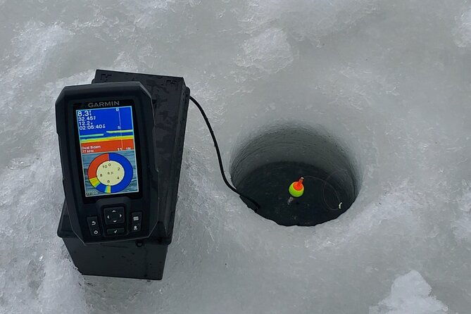 anchorage-ice-fishing-adventure