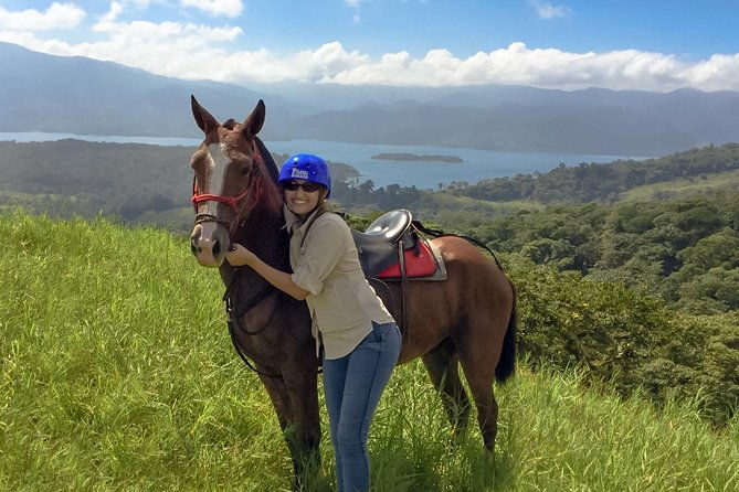 arenal-volcano-horseback-riding