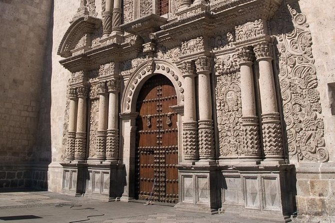 arequipa-historic-and-colonial-city-and-santa-catalina-monastery