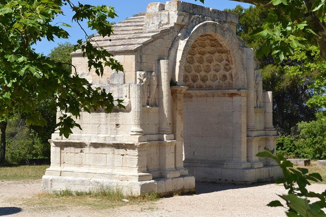 arles-les-baux-and-saint-remy-de-provence-from-marseille
