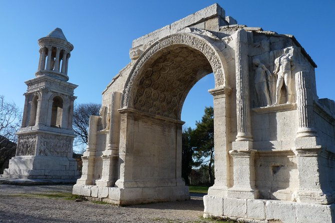 arles-les-baux-saint-remy-de-provence-from-aix