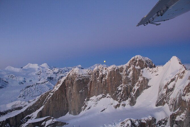 around-the-mountain-flightseeing-tour-from-talkeetna