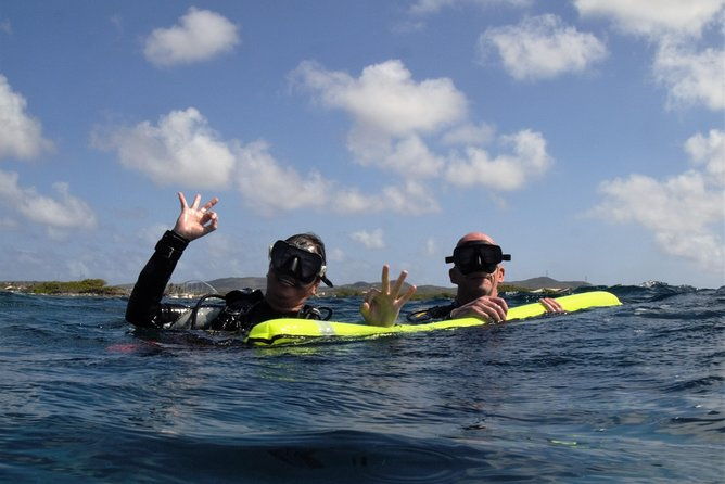 aruba-2-tank-guided-dive-for-certified-divers-with-own-equipment