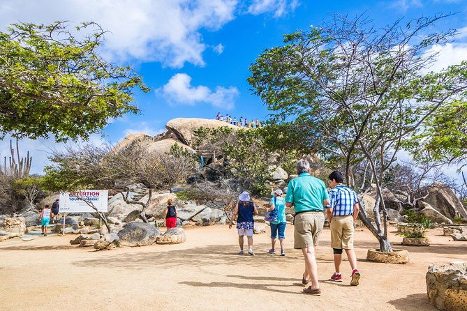 aruba-island-sightseeing-tour