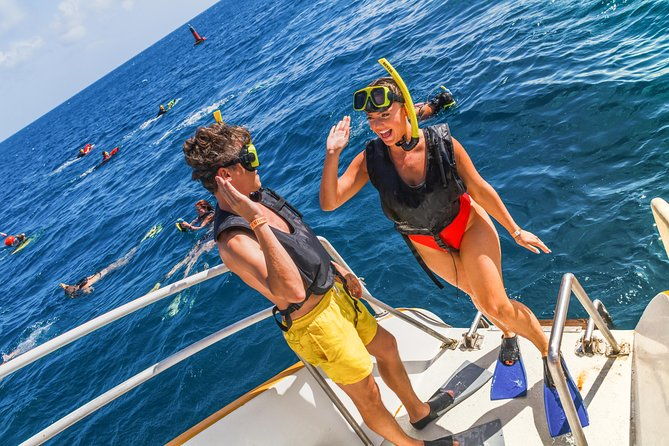 aruba-morning-snorkel-sail-aboard-palm-pleasure-catamaran