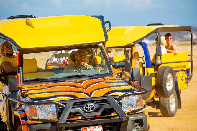 aruba-natural-pool-and-indian-cave-rugged-jeep-safari