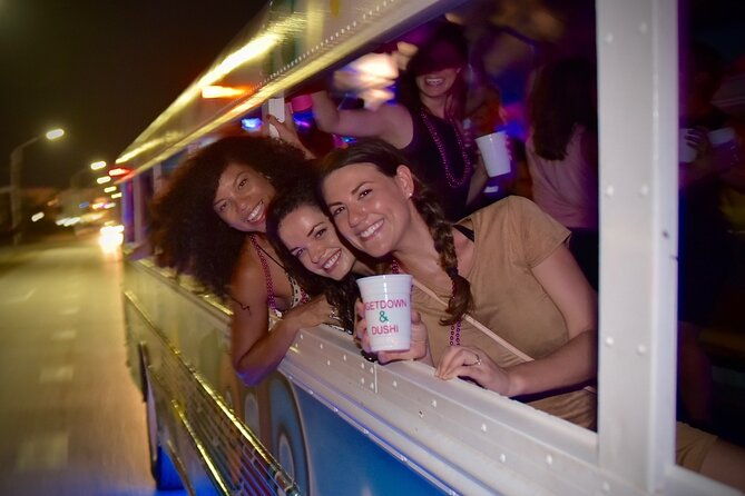aruba-nightlife-and-barhopping-on-chogogo-party-bus