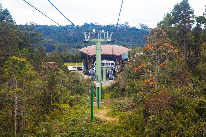 arvi-park-and-waterfalls-medellin-city-tour-5-hour