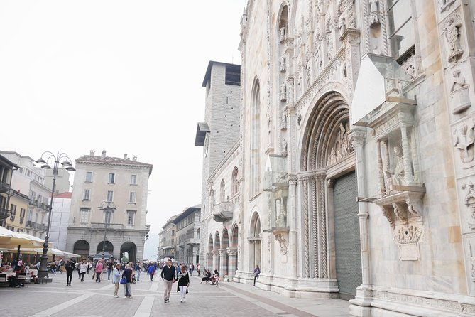 as-city-and-its-history-exclusive-walking-tour-1-h-from-milan