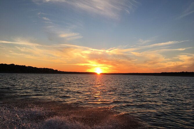 austin-wellness-yacht-charter-experience-on-lake-travis