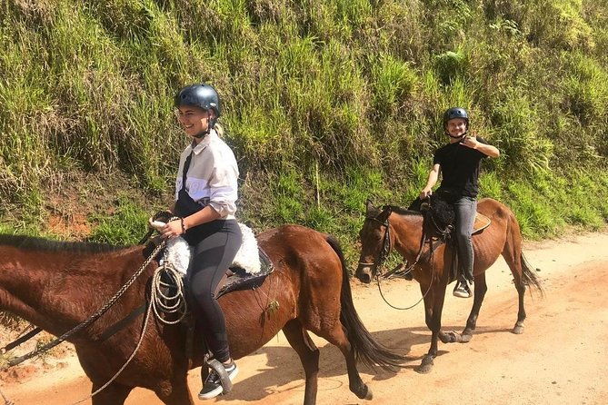 authentic-colombian-horseback-ride