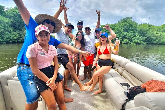 bahia-tour-visit-to-the-aquarium-bathing-stops-in-san-andres