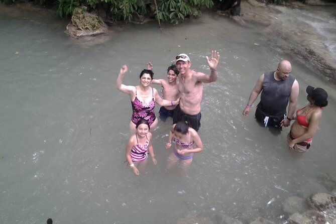 bamboo-rafting-dunns-river-falls-from-falmouth
