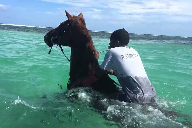beach-horseback-riding-and-river-tubing-family-adventure-from-montego-bay