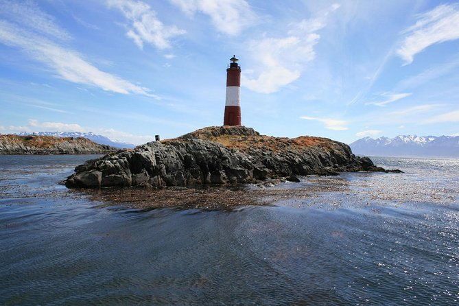 beagle-channel-and-seal-island-catamaran-tour-from-ushuaia