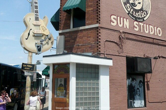 beale-street-sun-studio-private-half-day-walking-tour-2