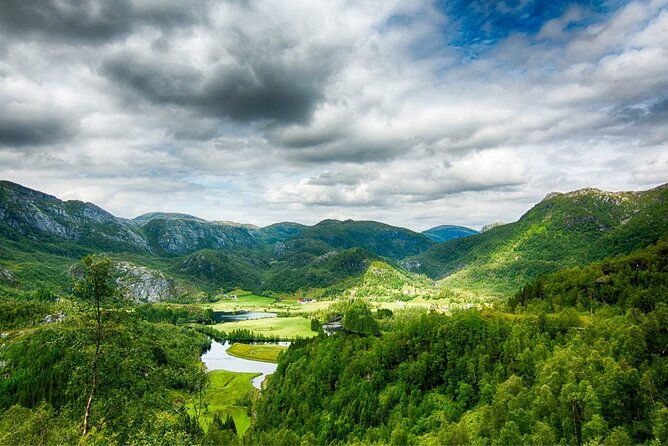 bergen-golden-circle-fjortour-by-minibus-2