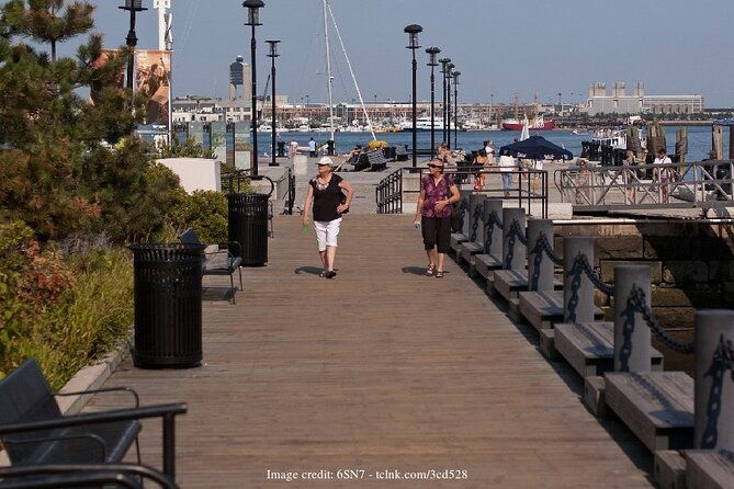 beyond-boston-freedom-trail-private-half-day-walking-tour