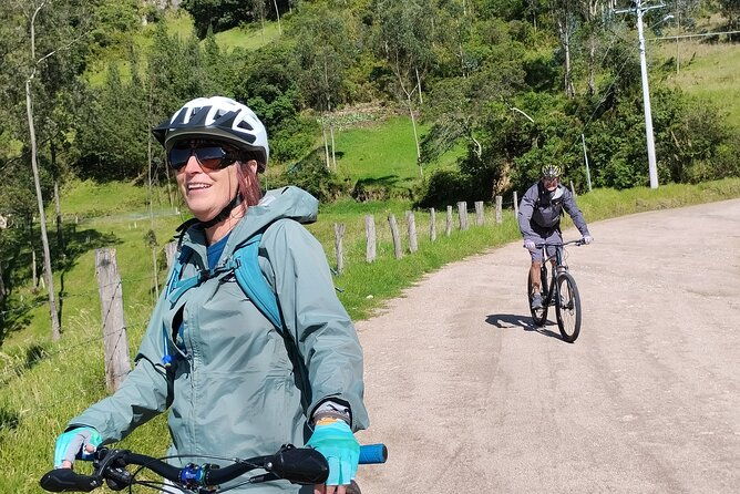 bike-descent-of-the-andes-from-cuenca