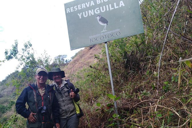 birdwatching-tour-in-giron-and-yunguilla-jocotoco-reserve-from-cuenca