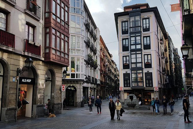 bizkaia-bilbao-route-tour-of-bilbao-a-modern-city-to-discover