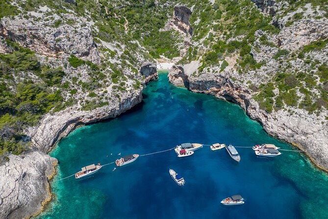 blue-cave-and-hvar-5-islands-speedboat-tour-from-splittrogir