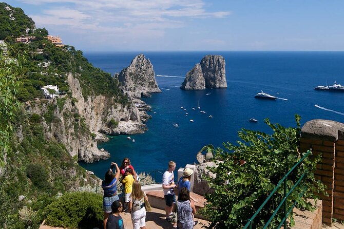 blue-grotto-experience-and-walking