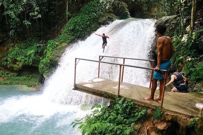 blue-hole-secret-fall-dunns-river-falls-half-day-tour-combo