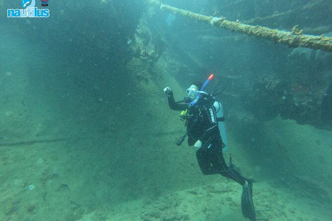 boat-dive-shipwreck-airplanes-reef-2-tanks