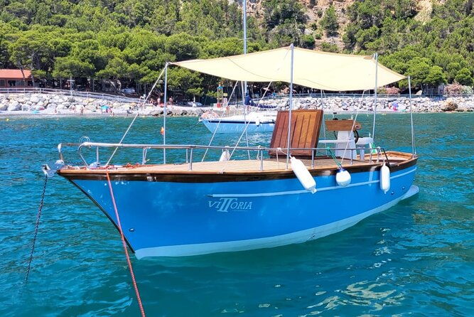 boat-tour-5-terre-portovenere-food-drink-music-swim-3