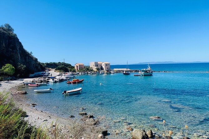 boating-around-mani-costline-rent-a-boat-in-kardamili-mani