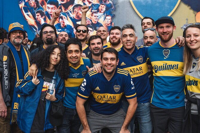 boca-juniors-game-at-la-bombonera-with-local-transport