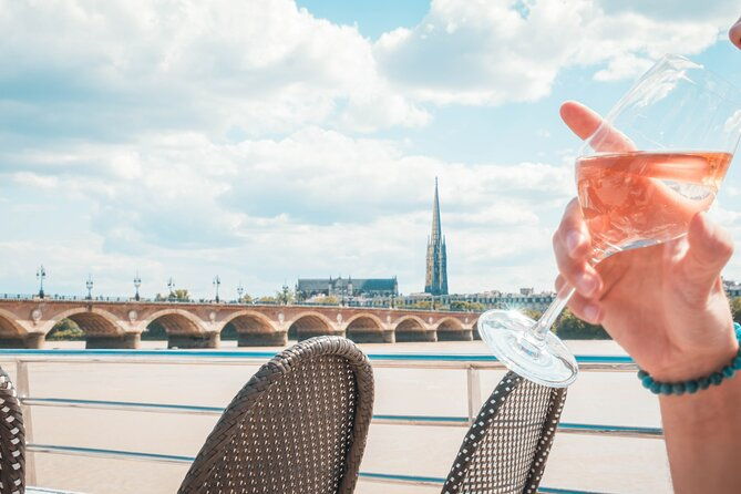 bordeaux-cruise-wine-and-canele-discovery