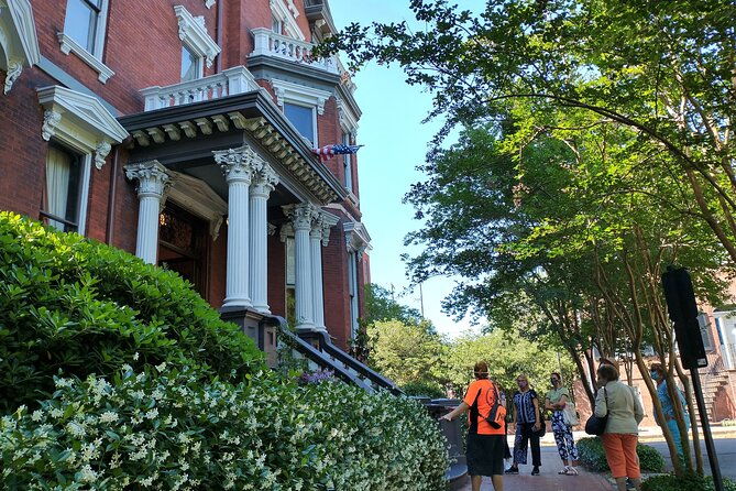 botanical-tour-by-walk-with-me-savannah-tours
