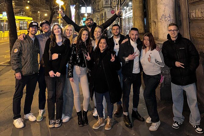 budapest-ruin-pub-crawl-open-bar-6-shots-vip-access-games