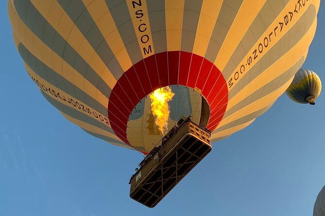 cappadocia-hot-air-ballon-ride-in-medium-basket28-people