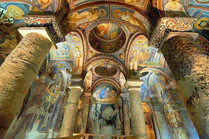 cappadocia-red-tour-with-open-air-museum-and-expert-tour-guide