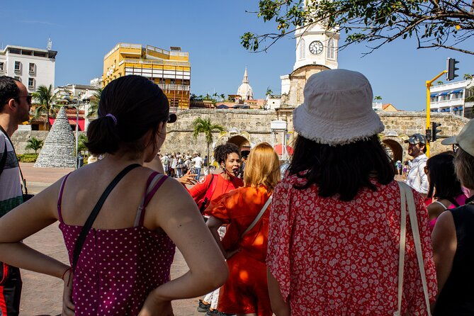 cartagena-old-town-getsemani-neighborhood-group-with-audio-system