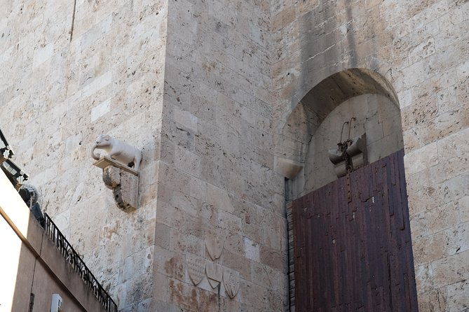 castello-walking-tour-and-the-giants-of-monte-prama