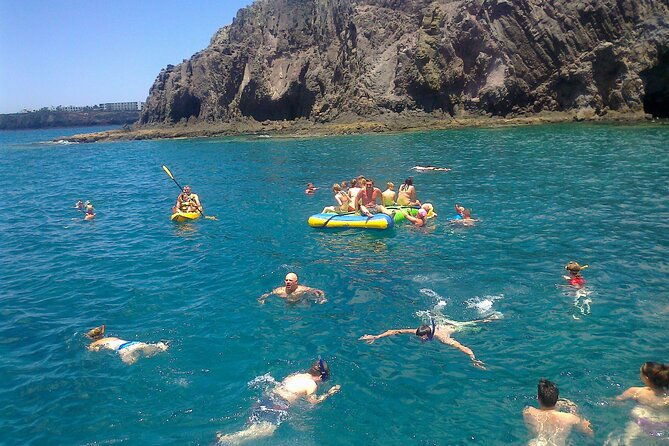 catamaran-sailing-experience-to-papagayos-beaches-with-lunch-and-drinks