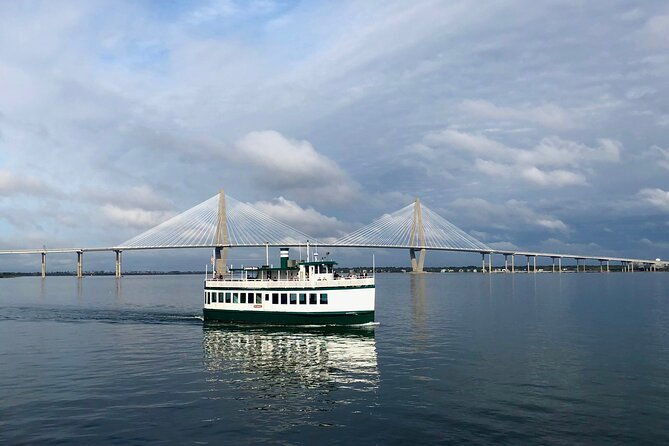 charleston-harbor-history-day-time-or-sunset-boat-cruise