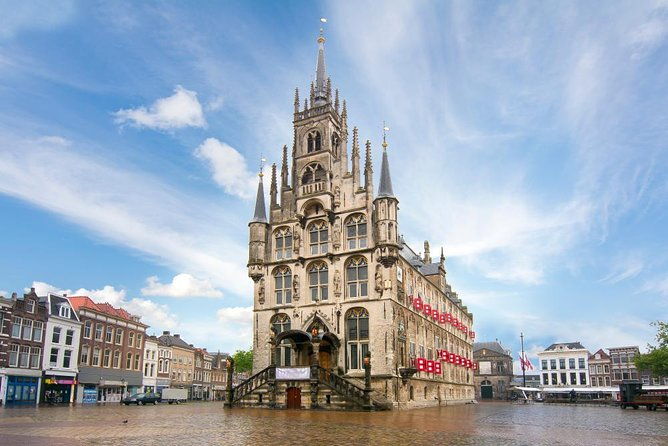 charming-gouda-walking-tour-history-architecture-cheese
