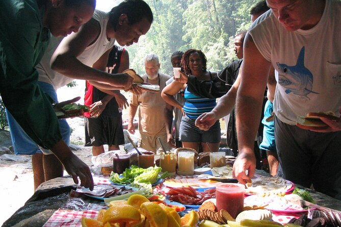 chattooga-river-rafting-wild-section-4-2