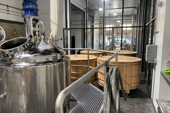chuckanut-bay-distillery-tour-with-2-mini-cocktails-and-gift-glass