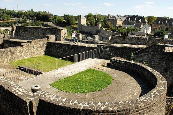 city-train-in-the-old-town-of-luxembourg
